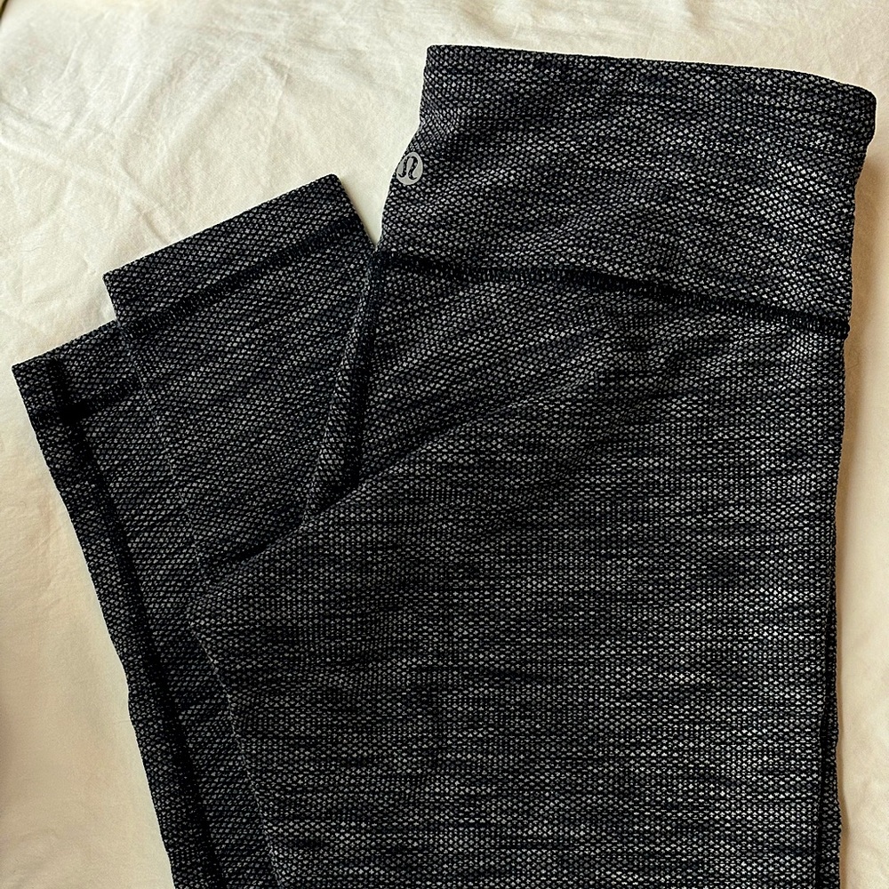 Lululemon leggings Gray and Black